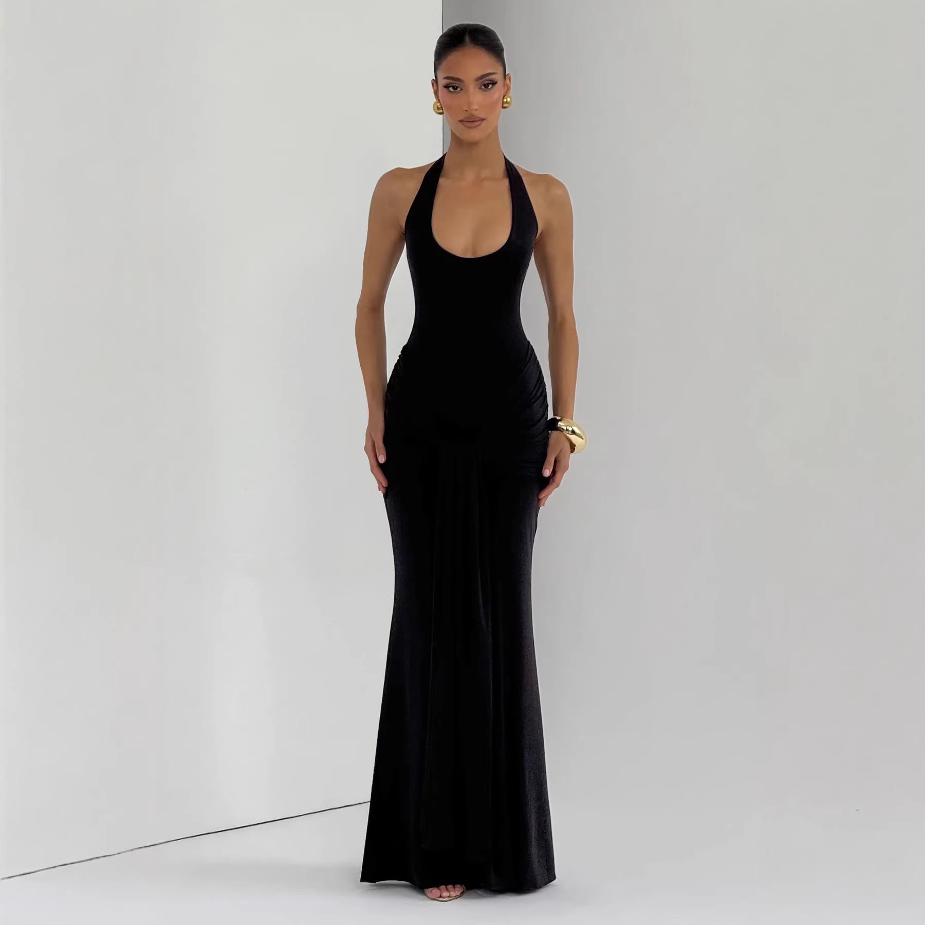 U-Neck Ribbon Bodycon Dress
